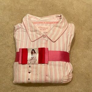 Victoria’s Secret Dreamer Flannel PJ Set